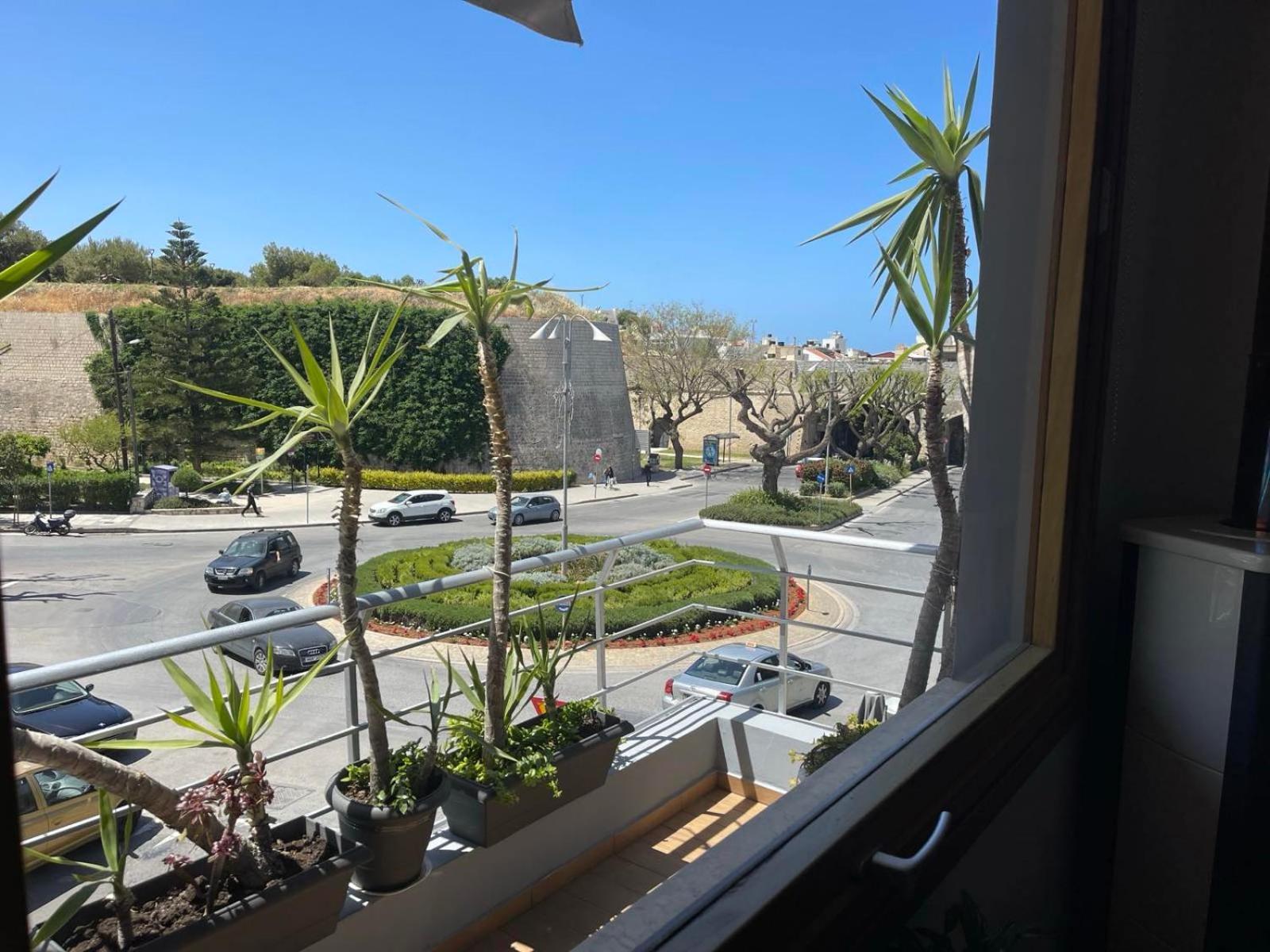 Oasis City Apartment Heraklion  Exterior photo